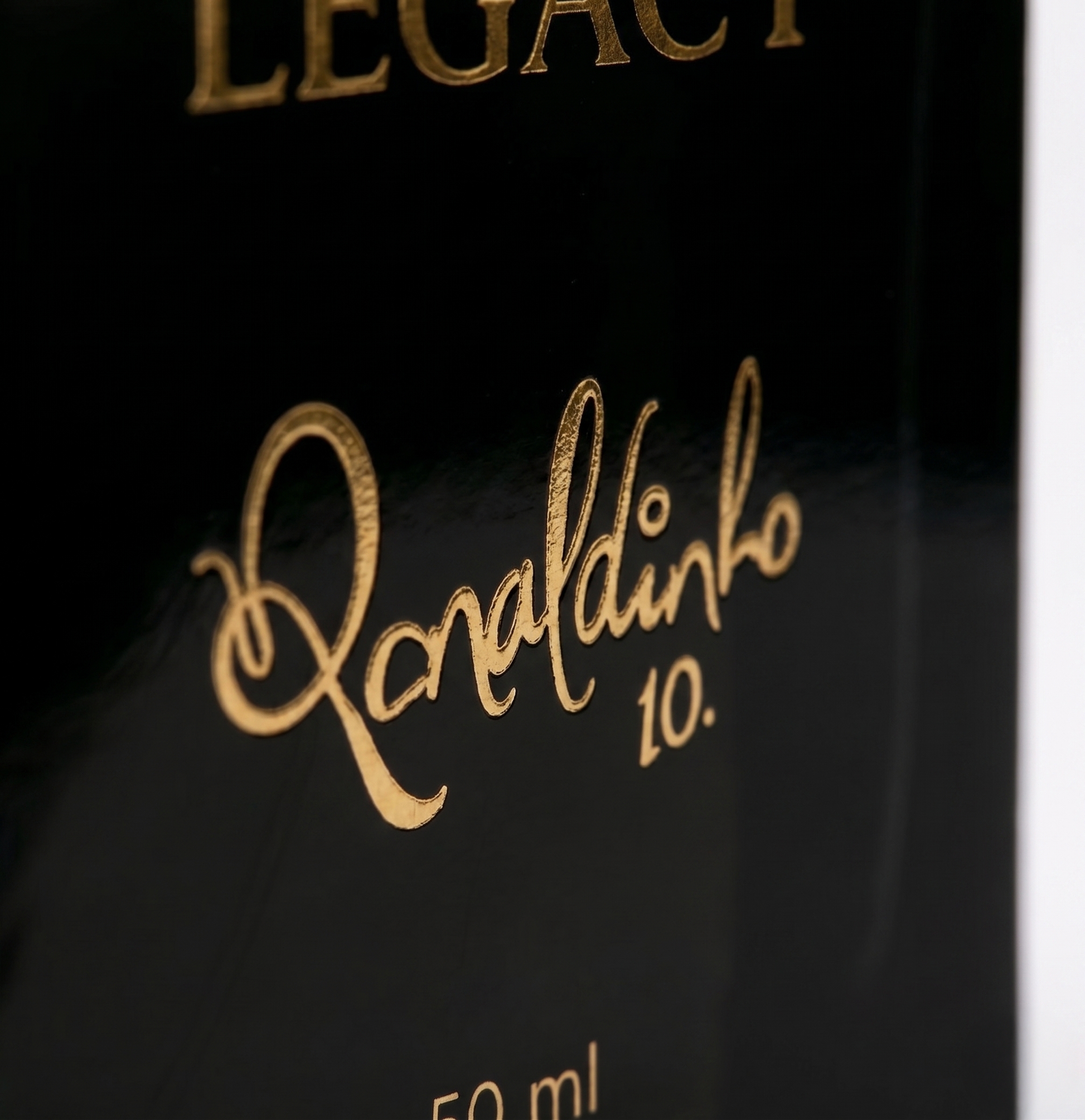 R10 LEGACY by Ronaldinho Gaucho