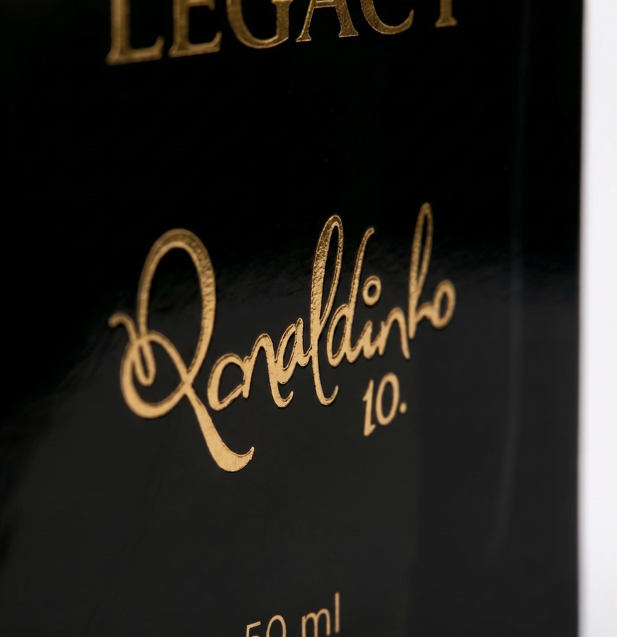 R10 LEGACY by Ronaldinho Gaucho